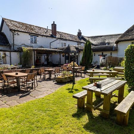 New Inn Crediton Exterior foto