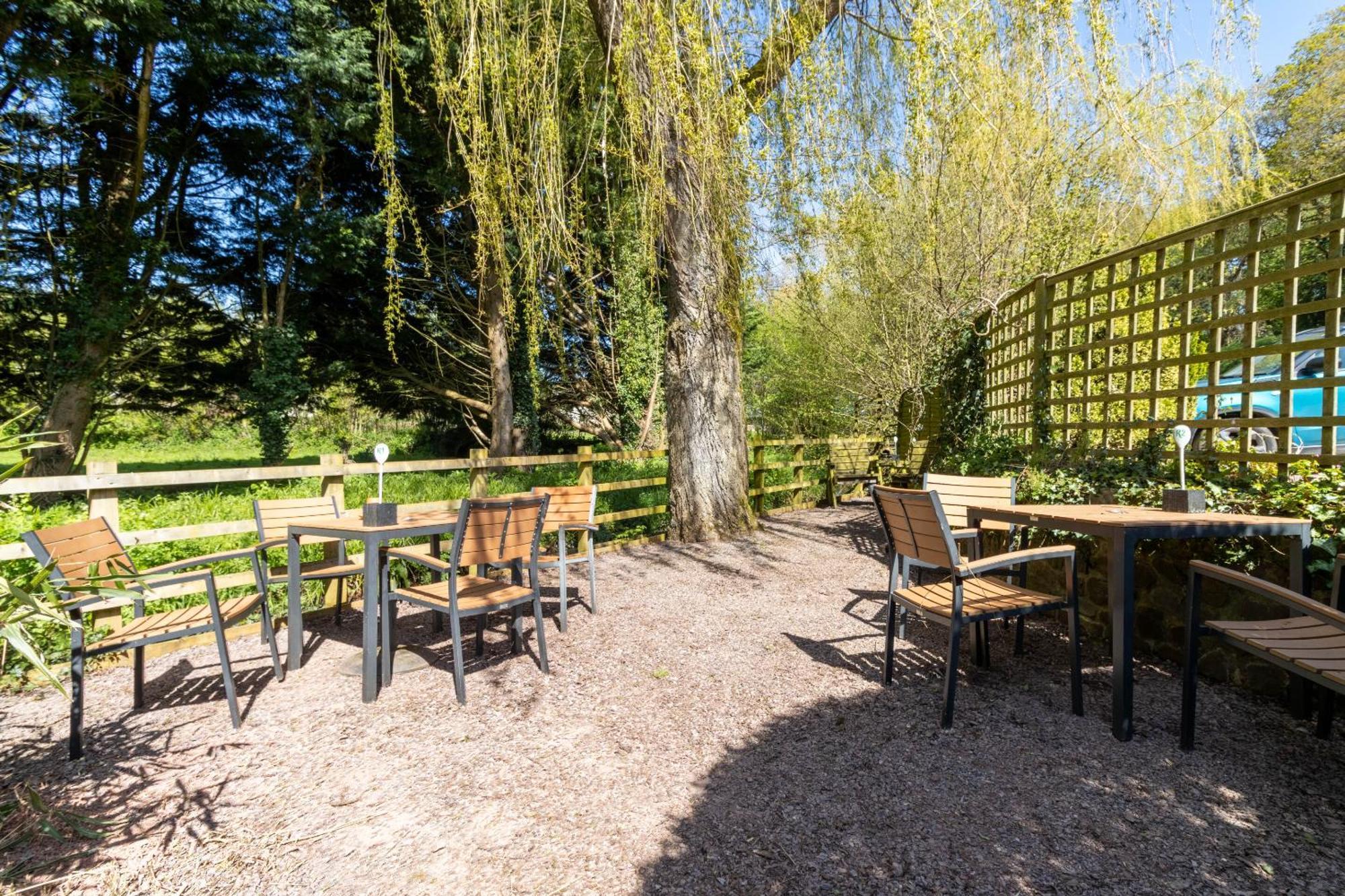 New Inn Crediton Exterior foto